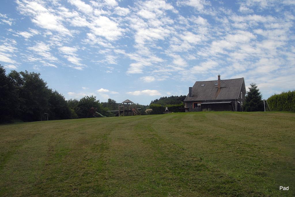 La Cle Des Champs Villa Bertogne Exteriör bild